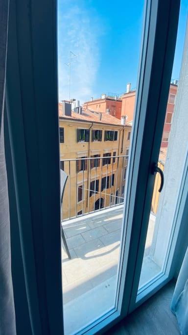 Sun Street Apartment Βερόνα Εξωτερικό φωτογραφία